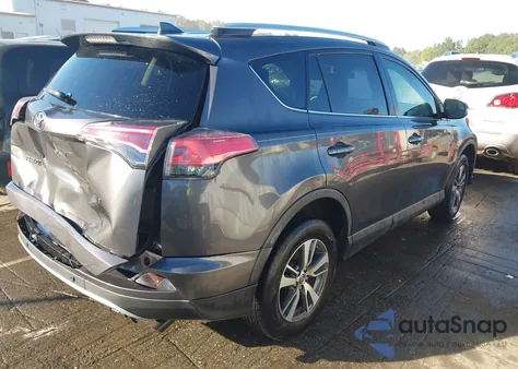 2016 Toyota Rav4 Xle z USA, uszkodzony, nr VIN 2T3WFREV5GW277976